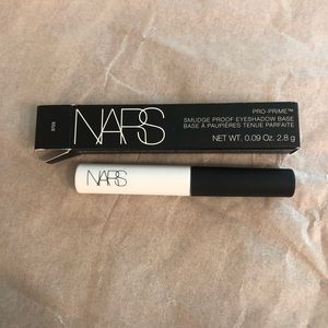 NARS smudge proof eyeshadow base sample